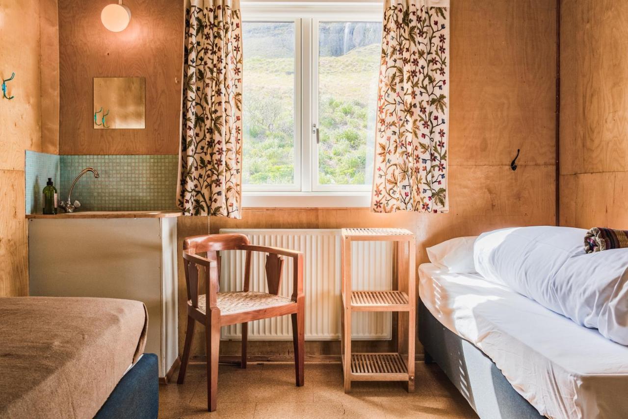 Hafaldan Hi Hostel - Harbour Building Seydisfjordur Экстерьер фото