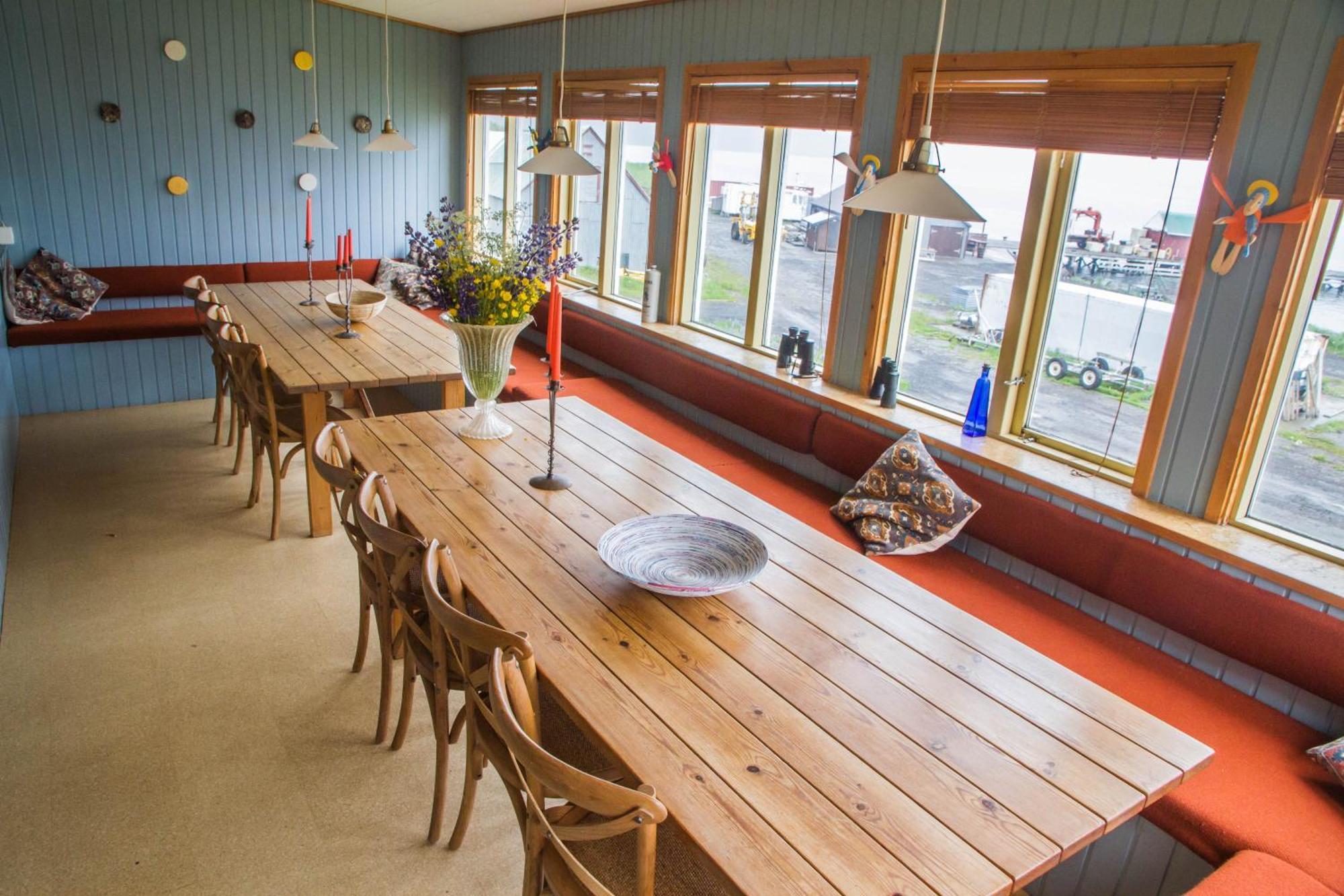 Hafaldan Hi Hostel - Harbour Building Seydisfjordur Экстерьер фото